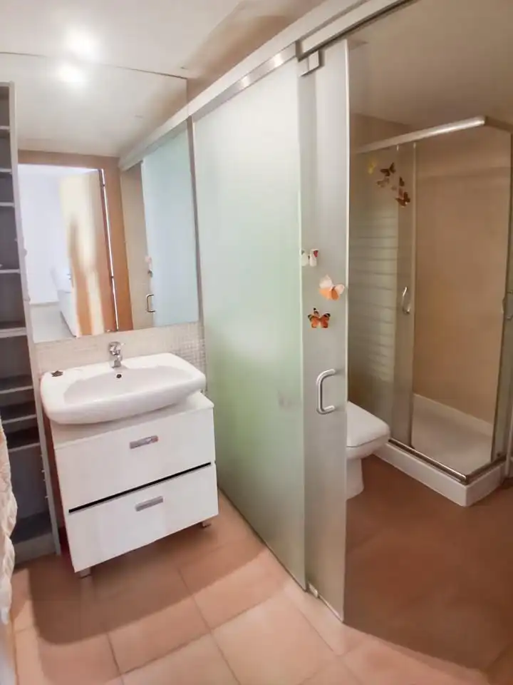 Baño de Estudio de alquiler en San Sebastián de los Reyes con Terraza