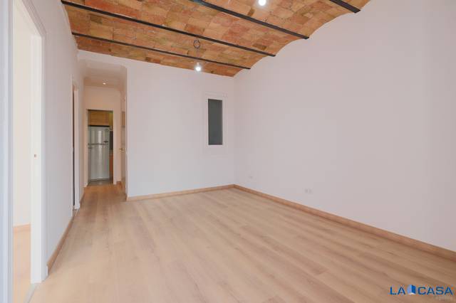 Piso en Venta en Calle SANT BALTASAR en Sants