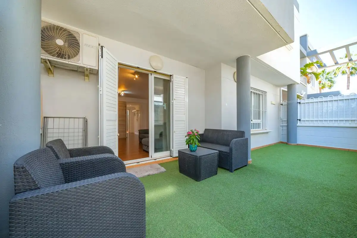 Terrasse von Erdgeschoss zum Verkauf in Dénia mit Klimaanlage, Heizung und Terrasse