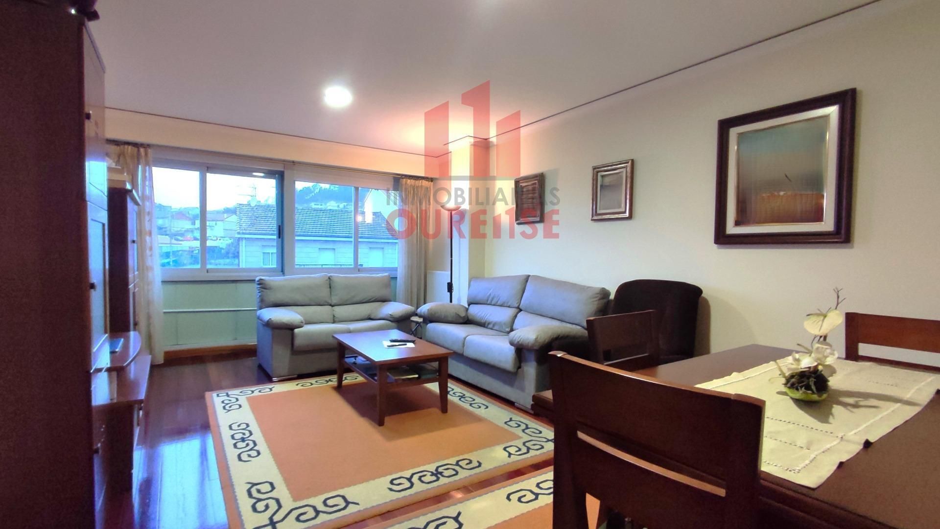 Living room of Flat for sale in Ourense Capital   with Air Conditioner, Heating and Furnished