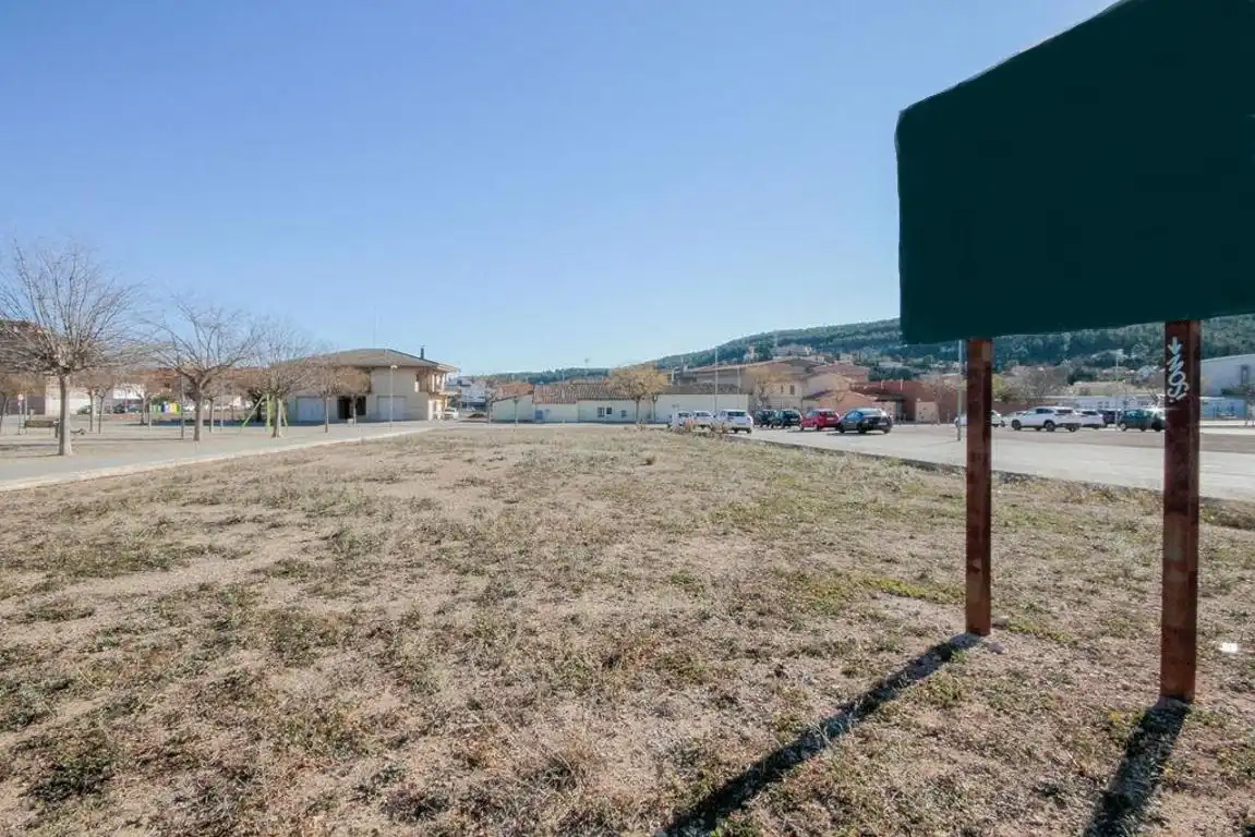 Residential land for sale in Carrer Joan Maragall