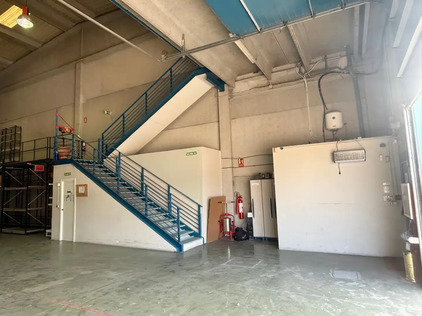 Nave industrial de alquiler en Valle de Elorz / Elortzibar con Calefacción y Alarma