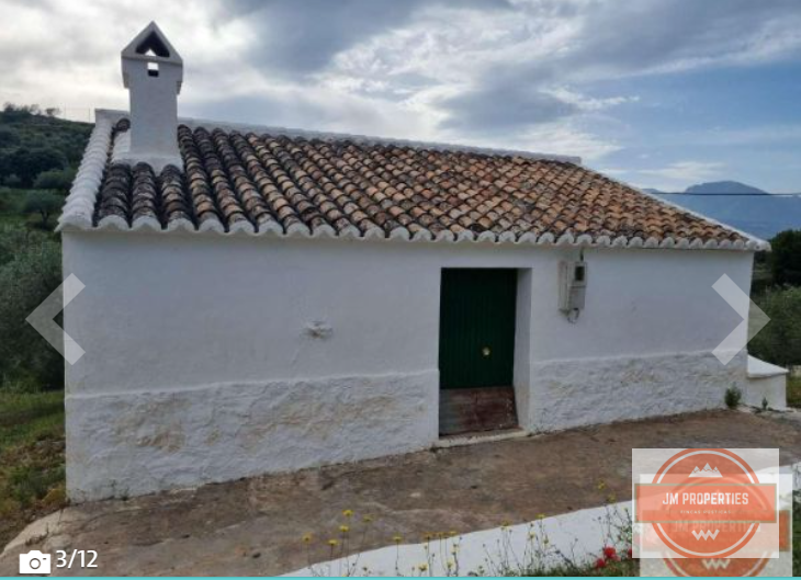 Country house for sale in Guaro