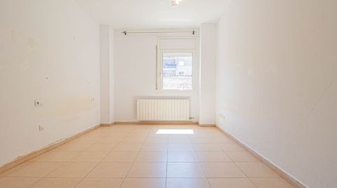 Foto 5 de Piso en venta en Calle Tapioles, 4, Eixample - Horta Capallera, Figueres