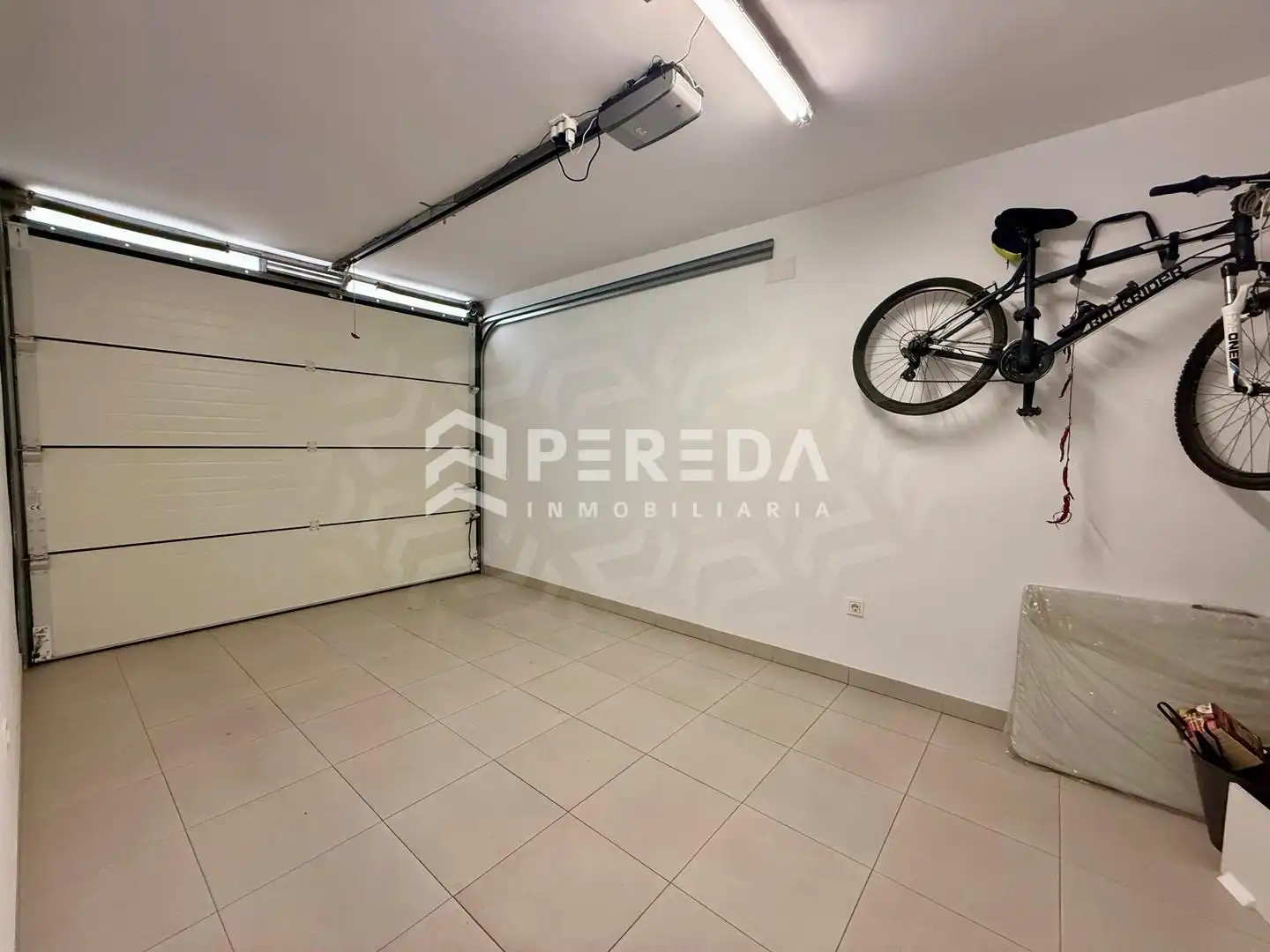 Parking of Houses for sale in Roquetas de Mar  with Air Conditioner, Private garden and Terrace