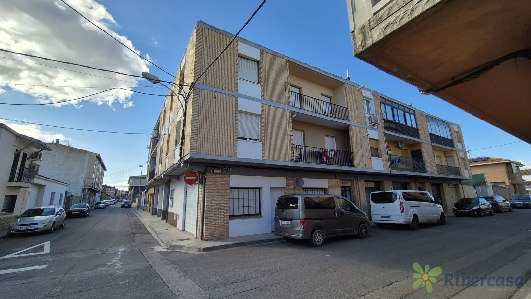 Außenansicht von Wohnung zum verkauf in Murchante mit Heizung, Abstellraum und Möbliert