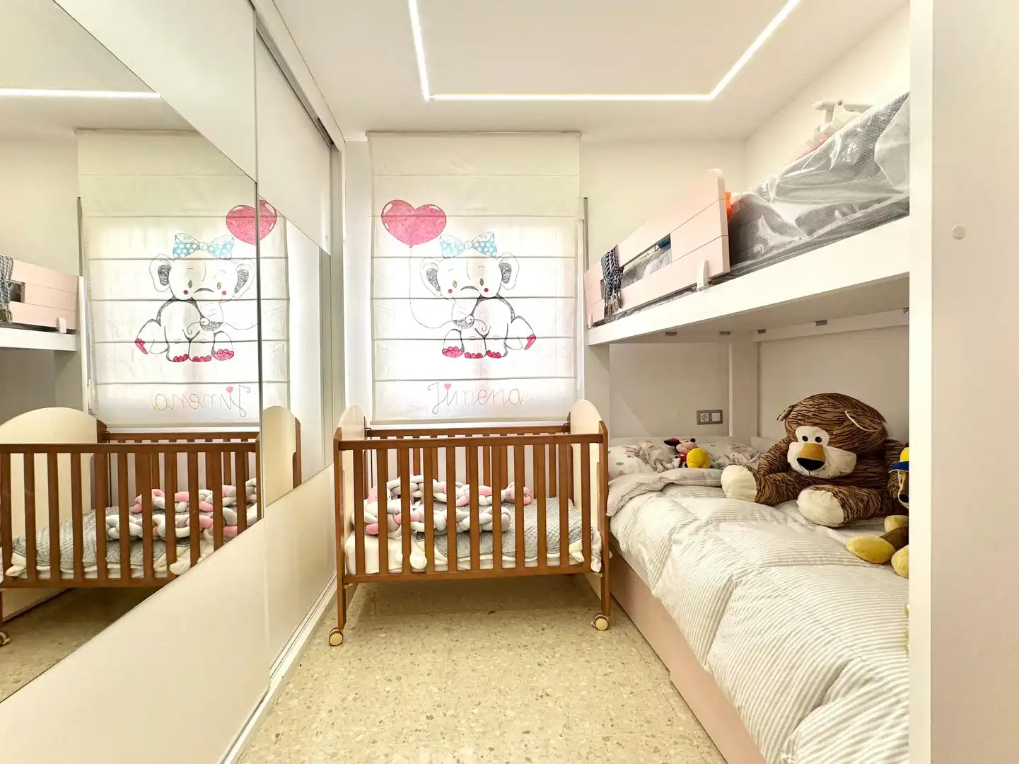 Bedroom of Flat for sale in Las Gabias  with Air Conditioner, Storage room and Community pool