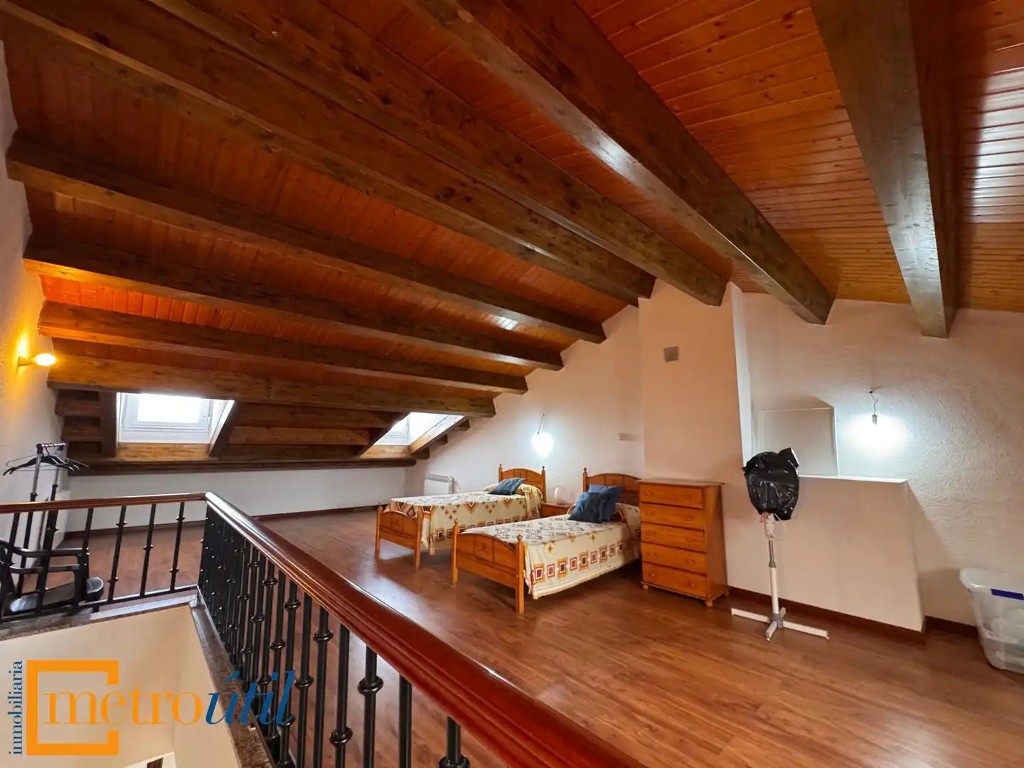 Dormitori de Casa o xalet en venda en Mozárbez amb Calefacció, Jardí privat i Parquet