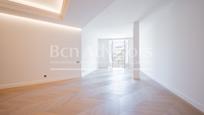 Living room of Flat for sale in  Barcelona Capital  with Air Conditioner, Heating and Parquet flooring