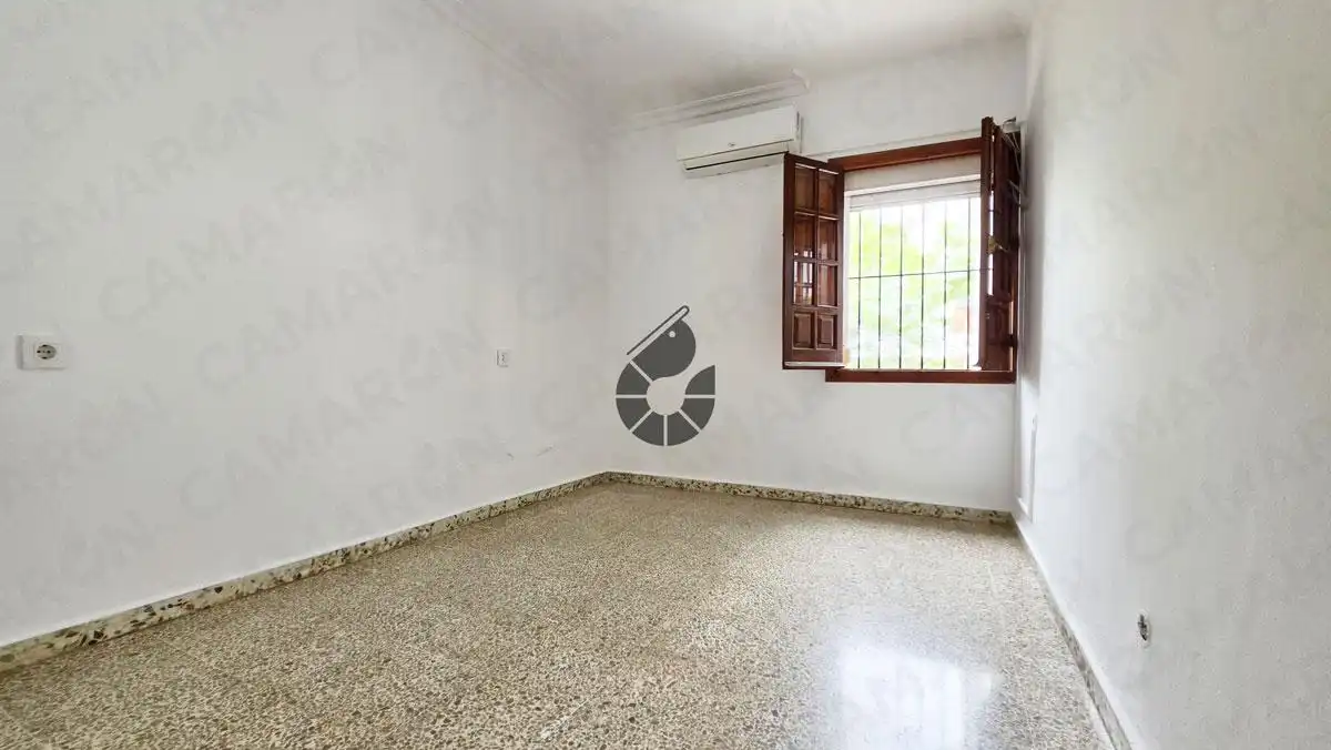 Casa con piscina en venta en Palomares del Río, imagen 10