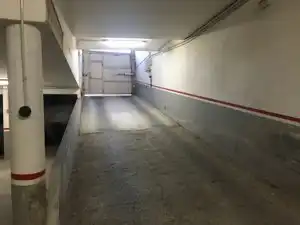 Garaje de alquiler en Rúa Baiona, Alto del Castaño