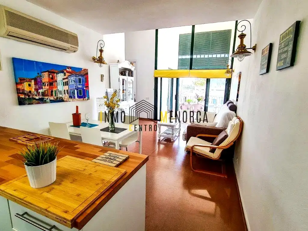 Vista exterior de Apartament en venda en Ciutadella de Menorca amb Aire condicionat, Terrassa i Balcó