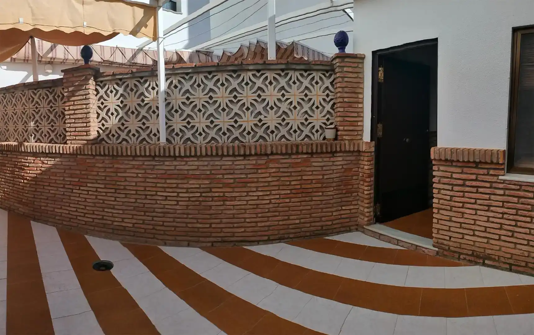Terraza de Piso de alquiler en Rota con Trastero, Amueblado y Horno