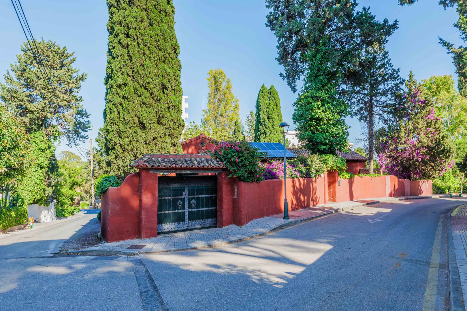 Exterior view of Houses for sale in Torremolinos  with Air Conditioner, Private garden and Terrace