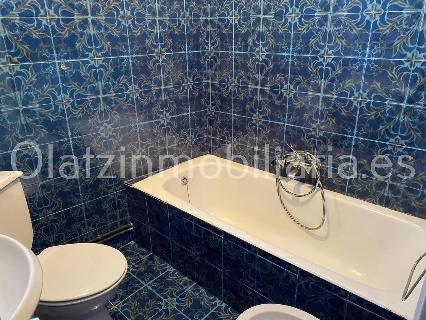 Bathroom of Flat for sale in Balmaseda  with Heating and Terrace