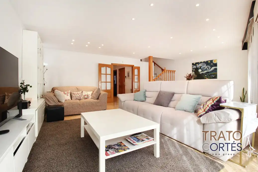Maison jumelée avec terrasse à vendre à Plaça Magdalena Trias 10, imagen 9