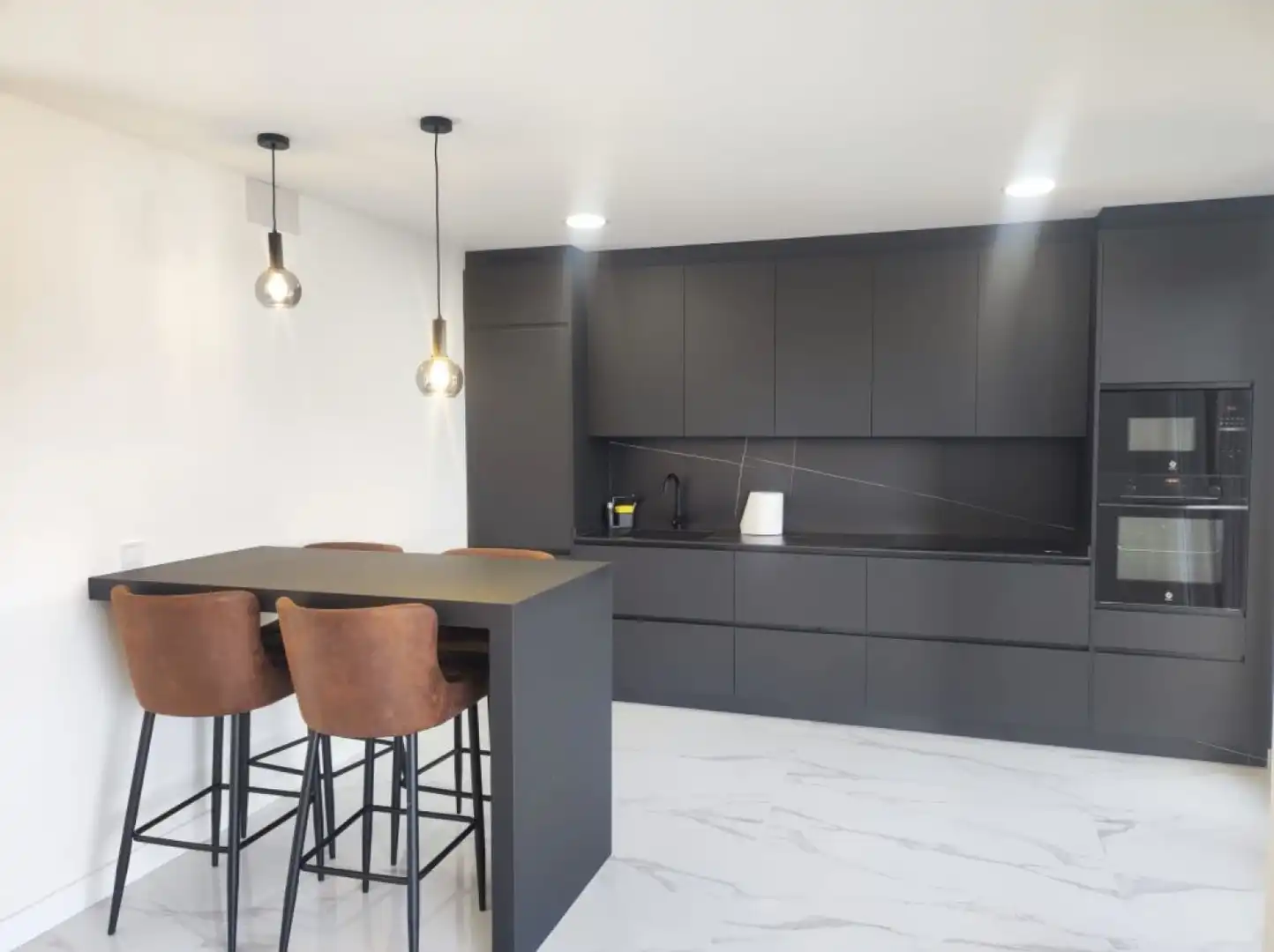 Kitchen of Flat for rent in Sanxenxo  with Air Conditioner, Heating and Terrace