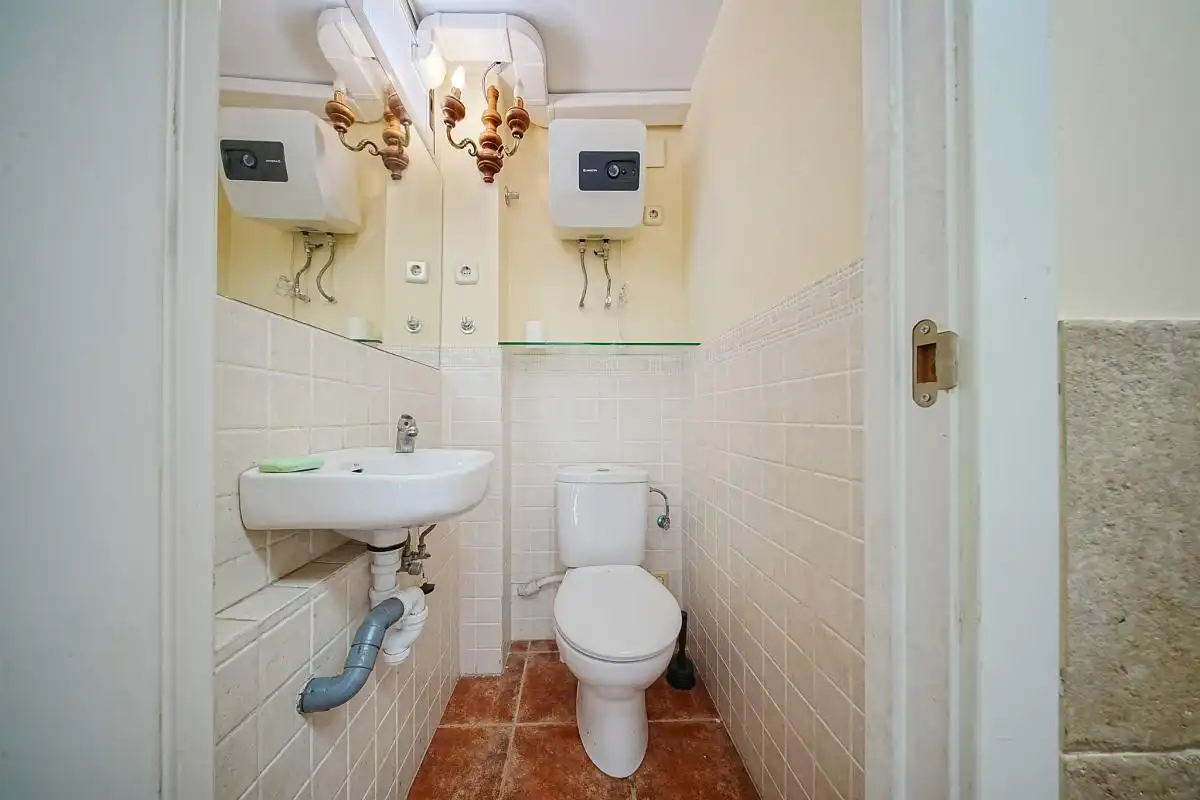 Bany de Casa adosada en venda en Azuqueca de Henares amb Aire condicionat, Calefacció i Jardí privat