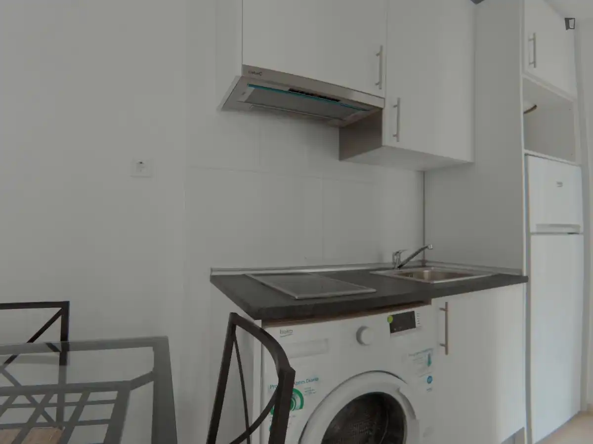 Mini appartamento in affitto a Usera, imagen 5