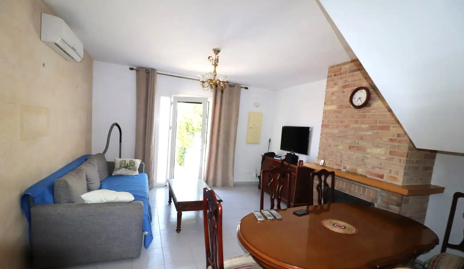 Sala d'estar de Casa o xalet de lloguer en Llucmajor amb Aire condicionat, Jardí privat i Terrassa