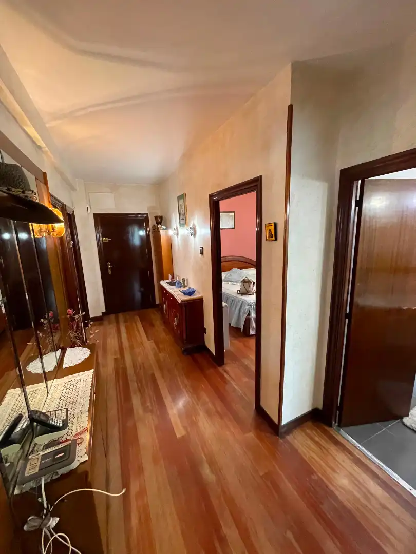 Piso en venta en Barakaldo  con Calefacción, Parquet y Amueblado
