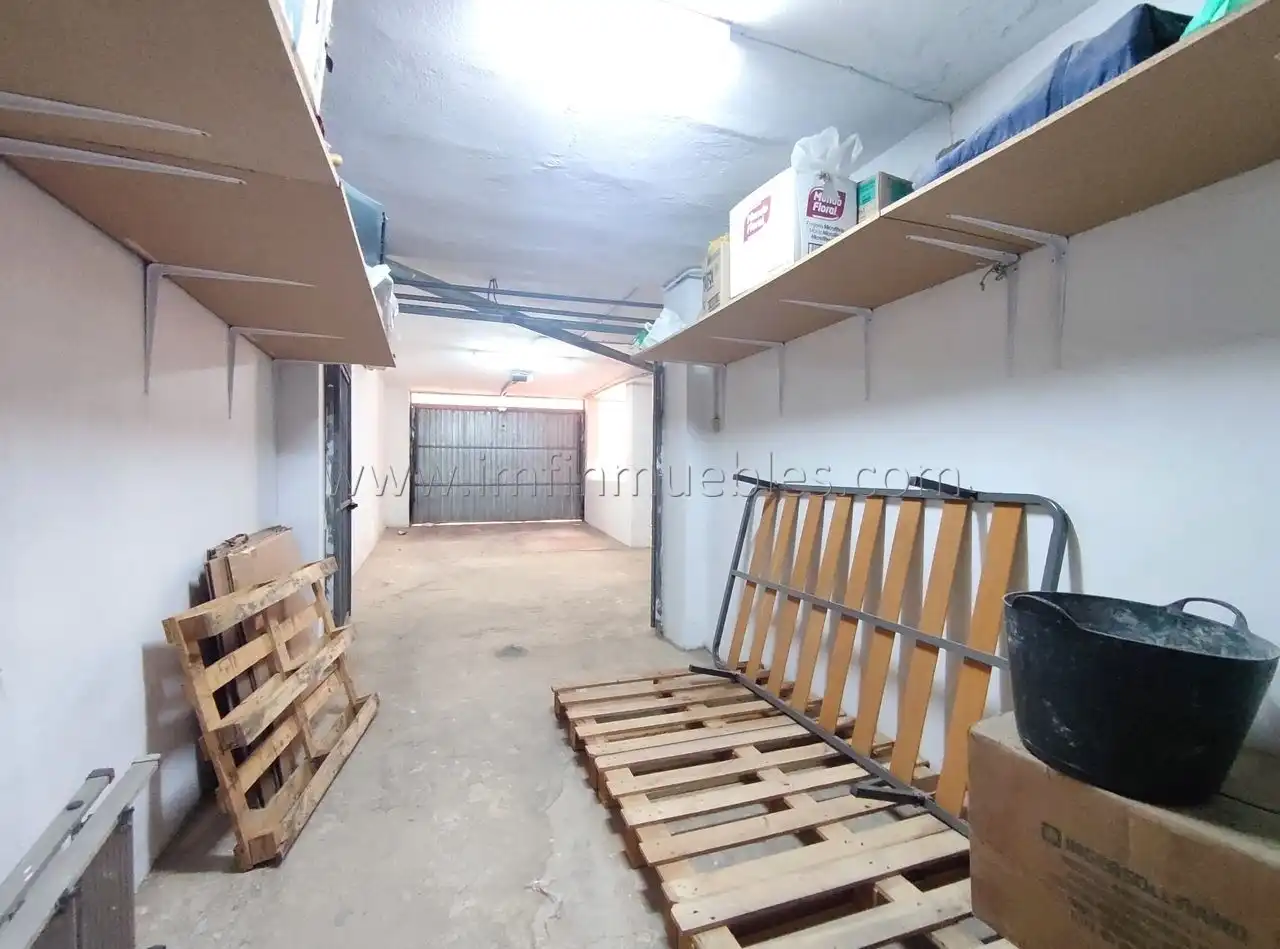 Garaje en venta en Vélez-Málaga