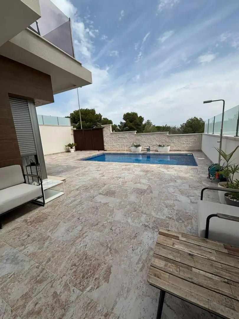 Detached house for sale in Avenida de las Brisas, imagen 3
