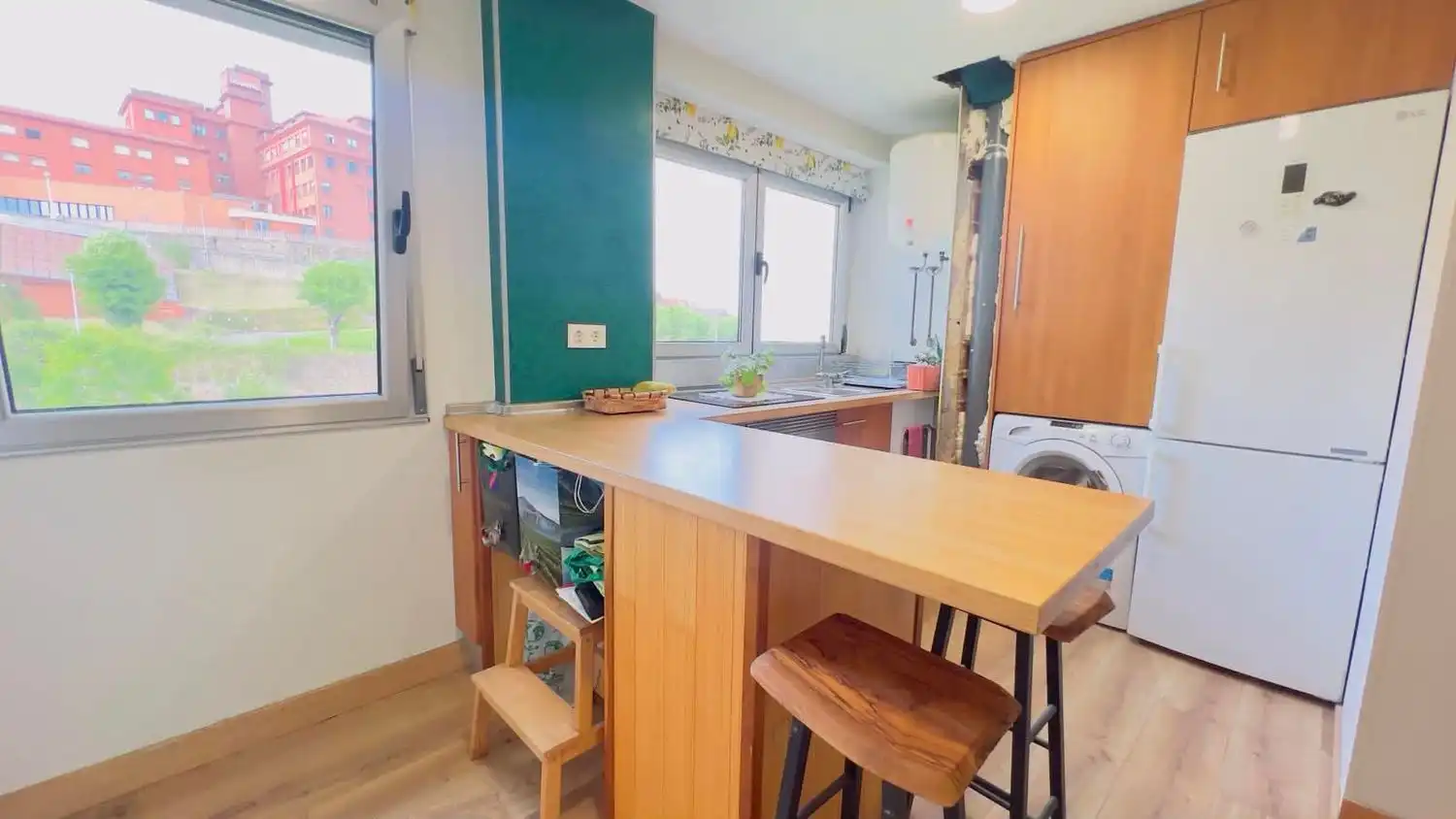 Cocina de Piso en venta en Gijón  con Piscina