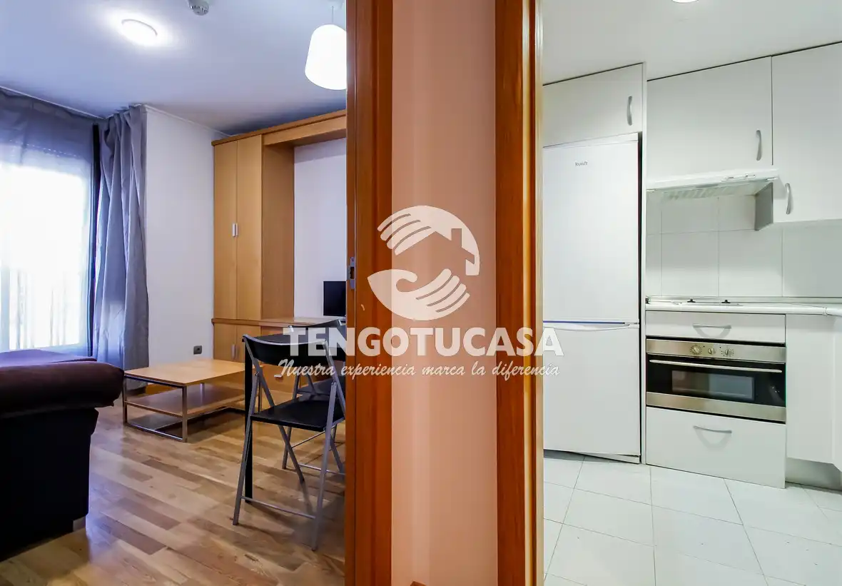 Piso en venta en Calle de Belfast, Rejas