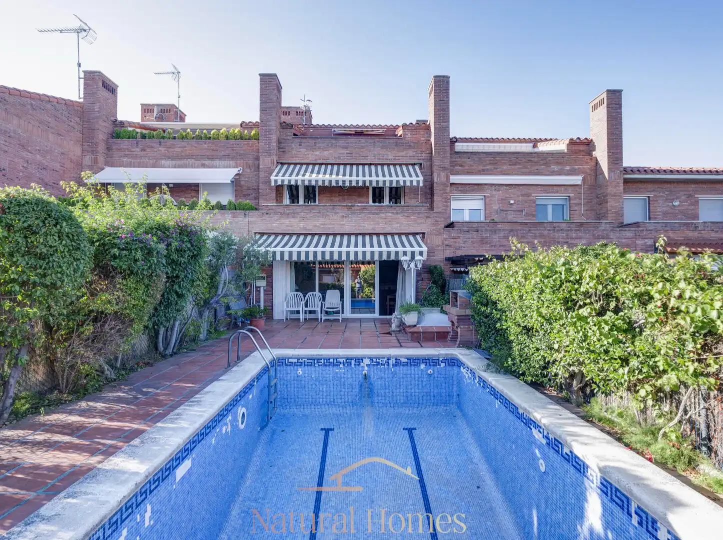 Terraced house with terrace for sale in Sant Vicenç centre
