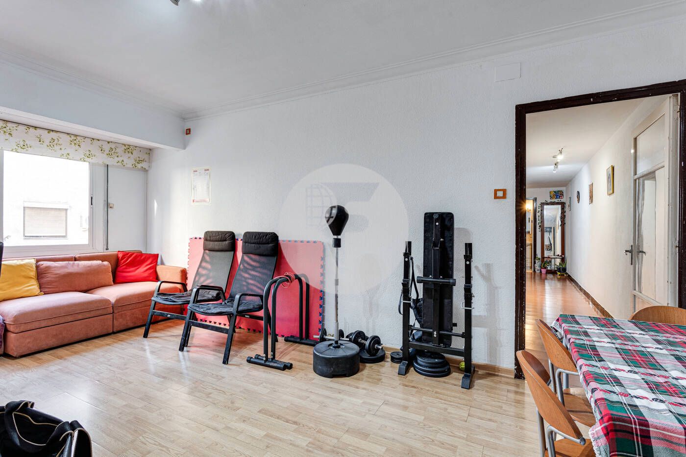 Living room of Flat for sale in L'Hospitalet de Llobregat