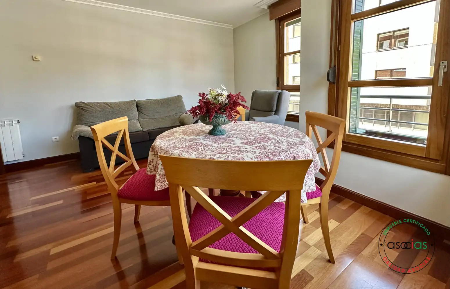Comedor de Piso en venta en Gijón  con Calefacción
