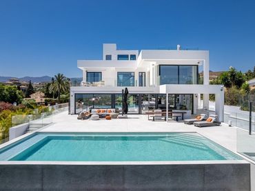 Casa amb piscina en venda a Benamara - Atalaya