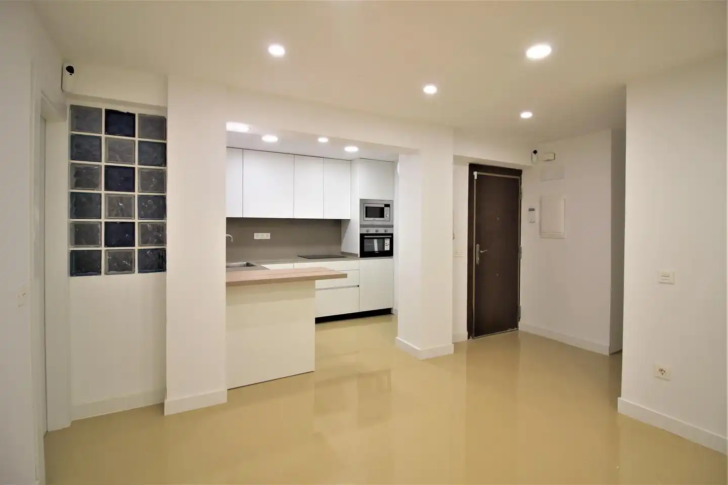 Cocina de Piso de alquiler en Almería con Aire acondicionado
