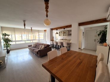Appartamento con piscina in vendita a Calle Deportista Joaquín Blume