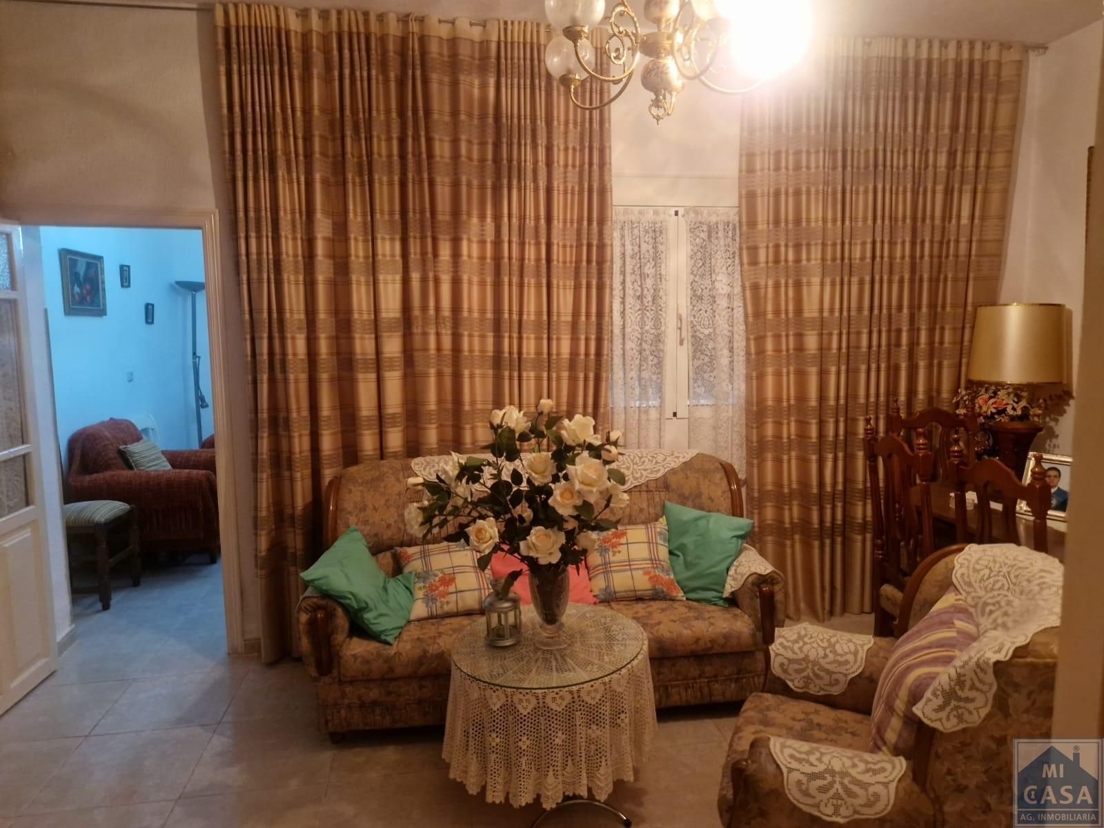 Sala de estar de Piso en venta en Mérida con Aire acondicionado y Trastero