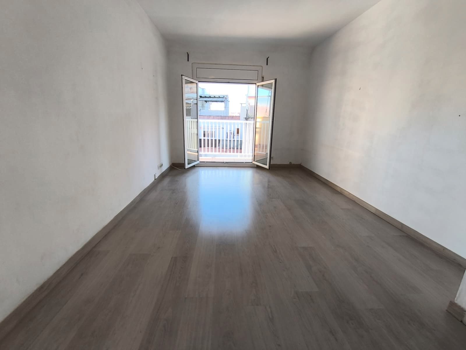 Sala d'estar de Àtic en venda en Esplugues de Llobregat amb Balcó