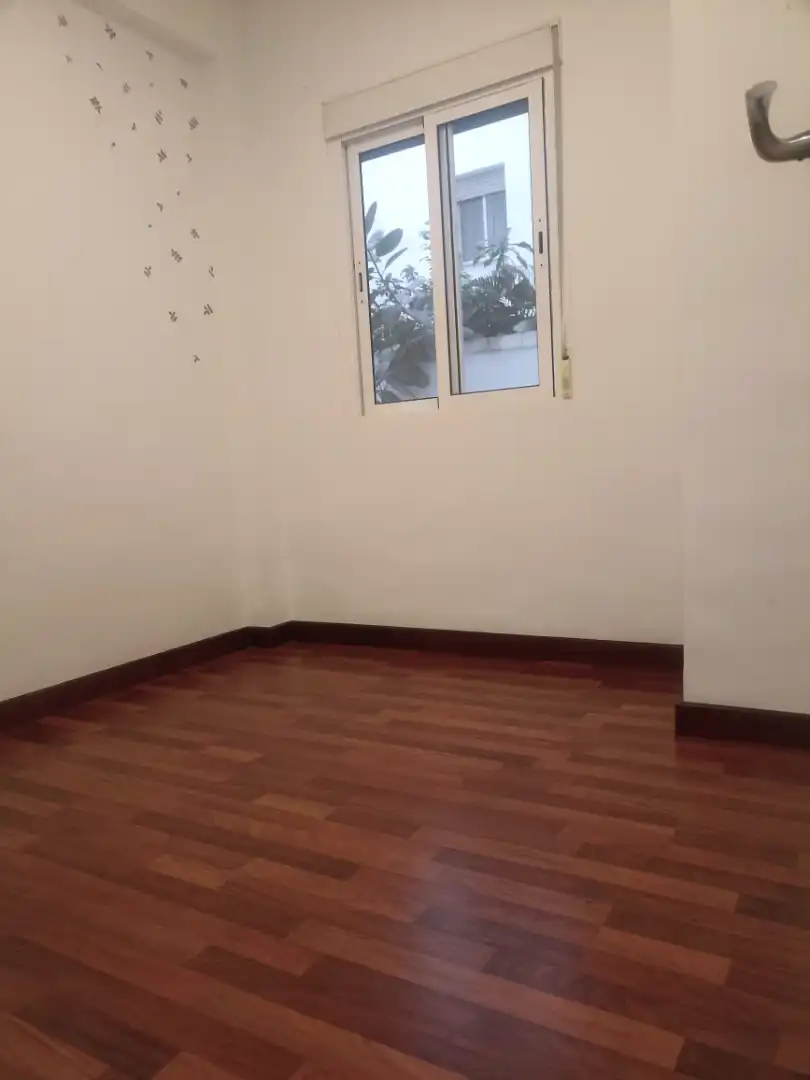 Bedroom of Flat for rent in Sevilla  with Air Conditioner, Terrace and Storage room