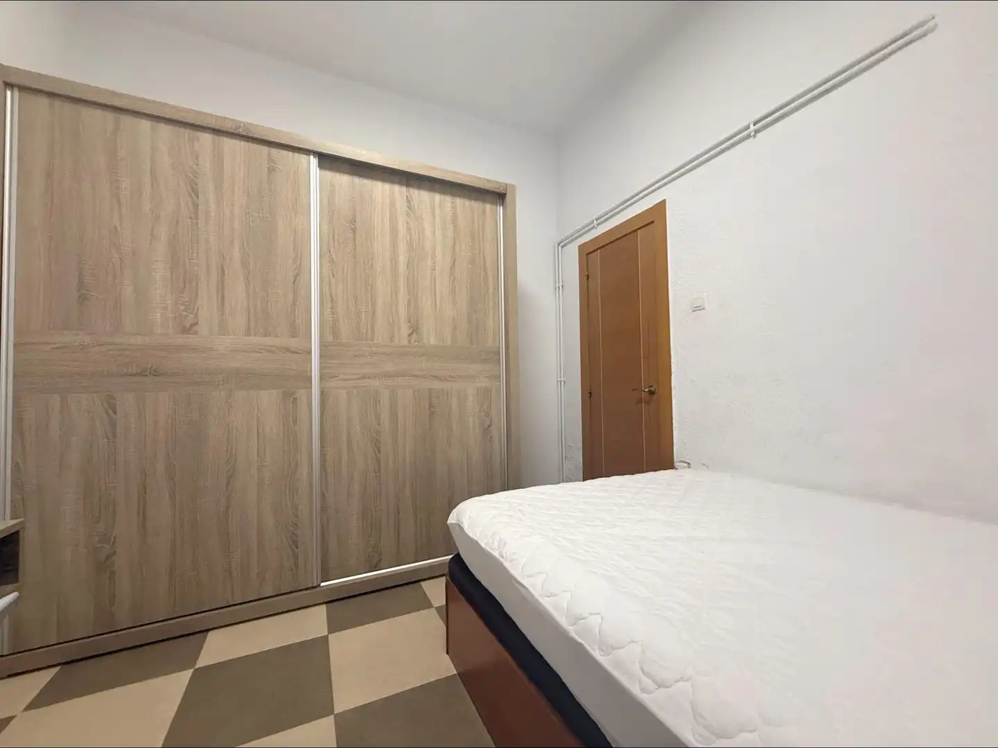 Bedroom of Flat for rent in Granada  with Air Conditioner, Heating and Furnished