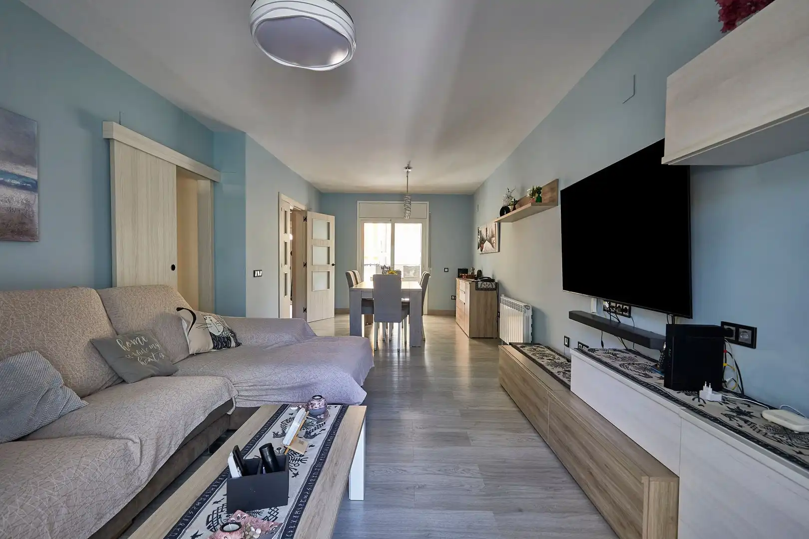 Sala d'estar de Casa adosada en venda en Sant Pere de Ribes amb Aire condicionat, Calefacció i Terrassa