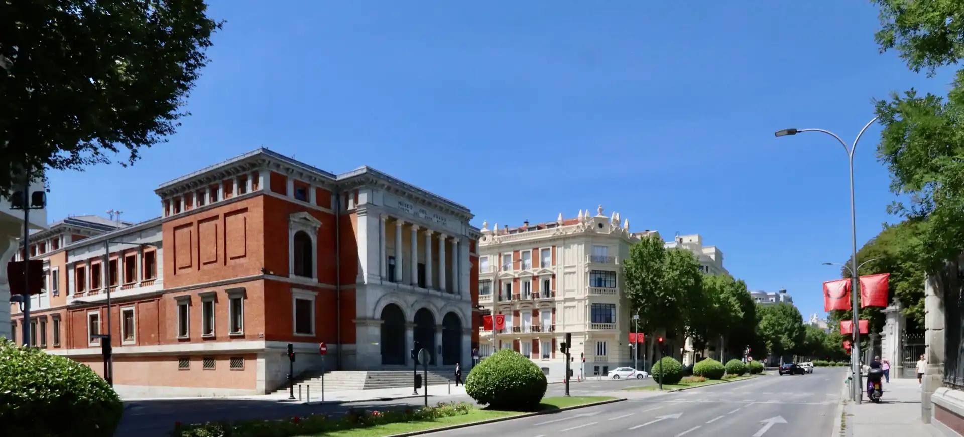 Vista exterior de Àtic en venda en Madrid amb Aire condicionat, Calefacció i Jardí privat