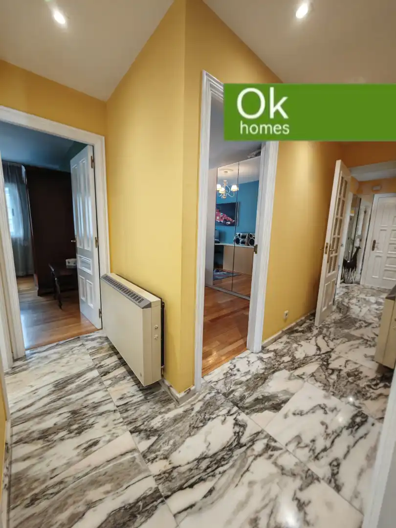 Piso en venta en Betanzos con Calefacción, Parquet y Terraza