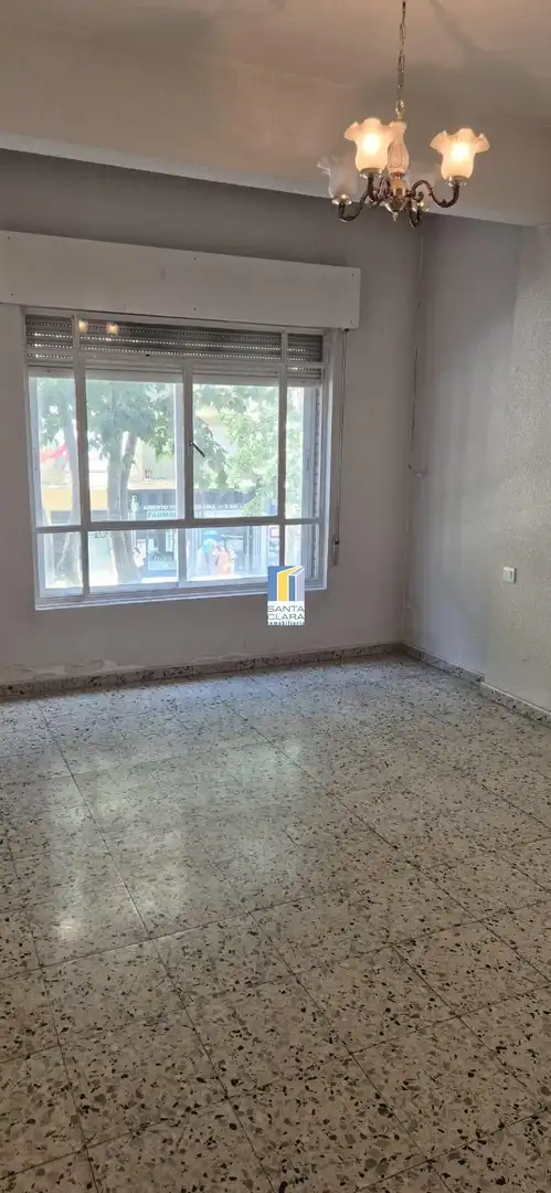 Dormitori de Pis en venda en Zamora Capital  amb Calefacció, Terrassa i Balcó