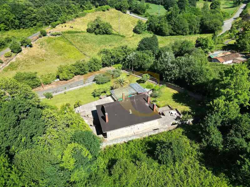 Casa o xalet en venda en Oviedo  amb Calefacció, Jardí privat i Terrassa