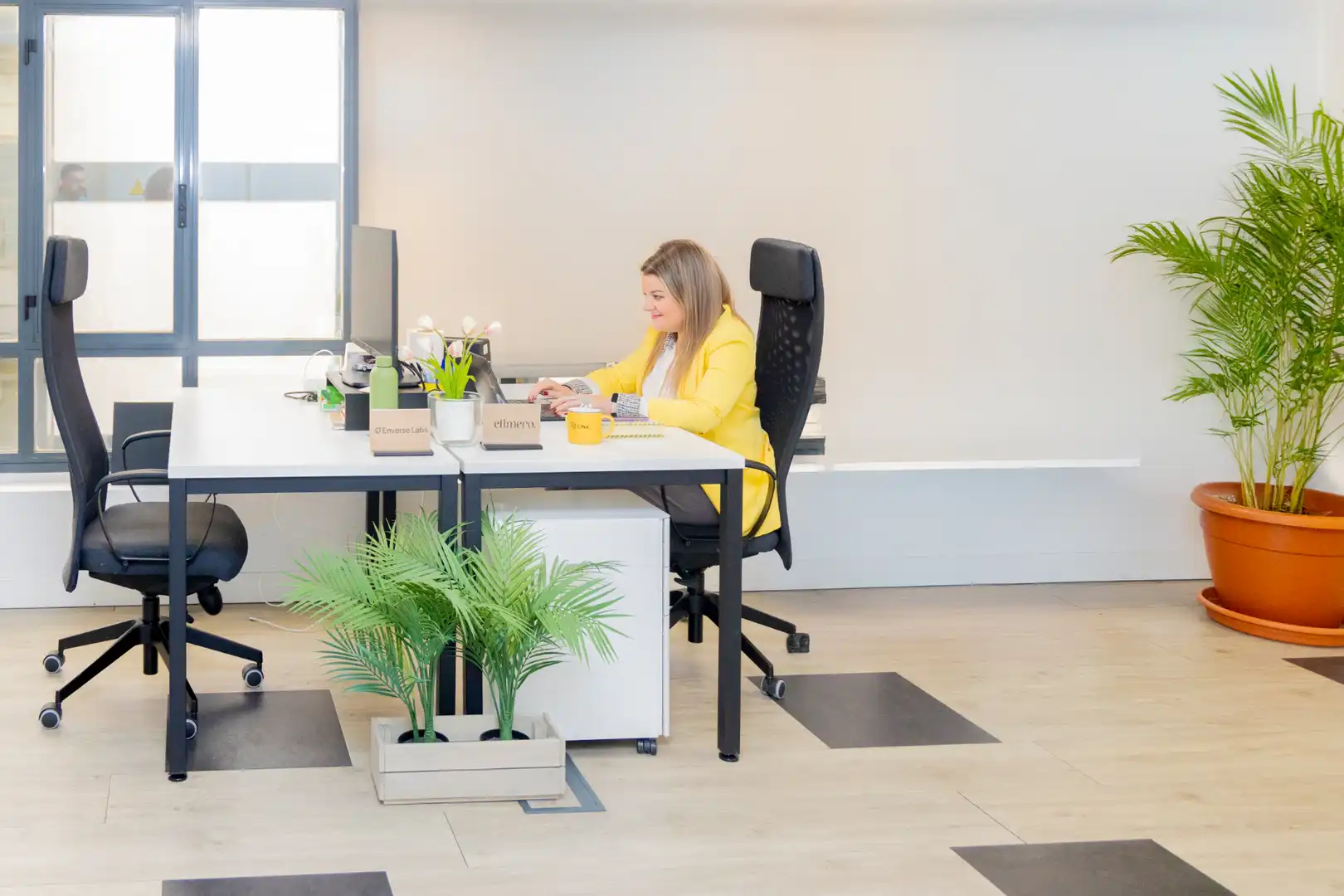 Büro zur Miete in Madrid mit Klimaanlage, Heizung und Terrasse