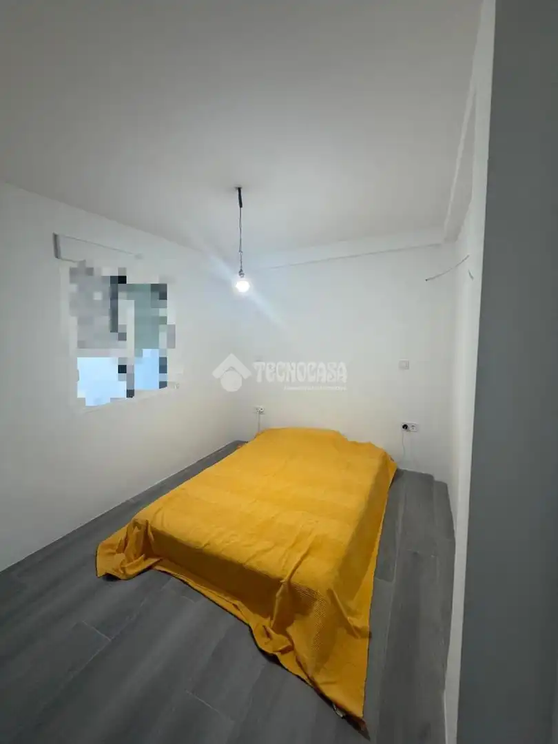 Flat for sale in Calle la Luisiana, imagen 10