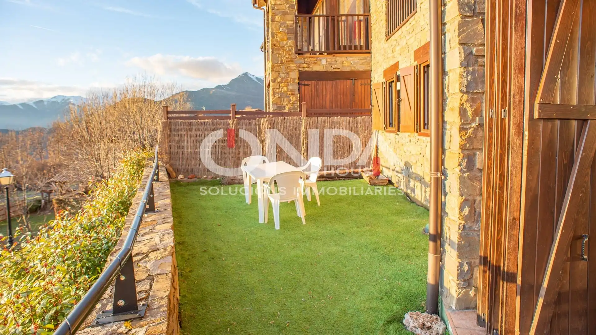 Terraza de Piso en venta en El Pont de Suert con Calefacción, Terraza y Amueblado