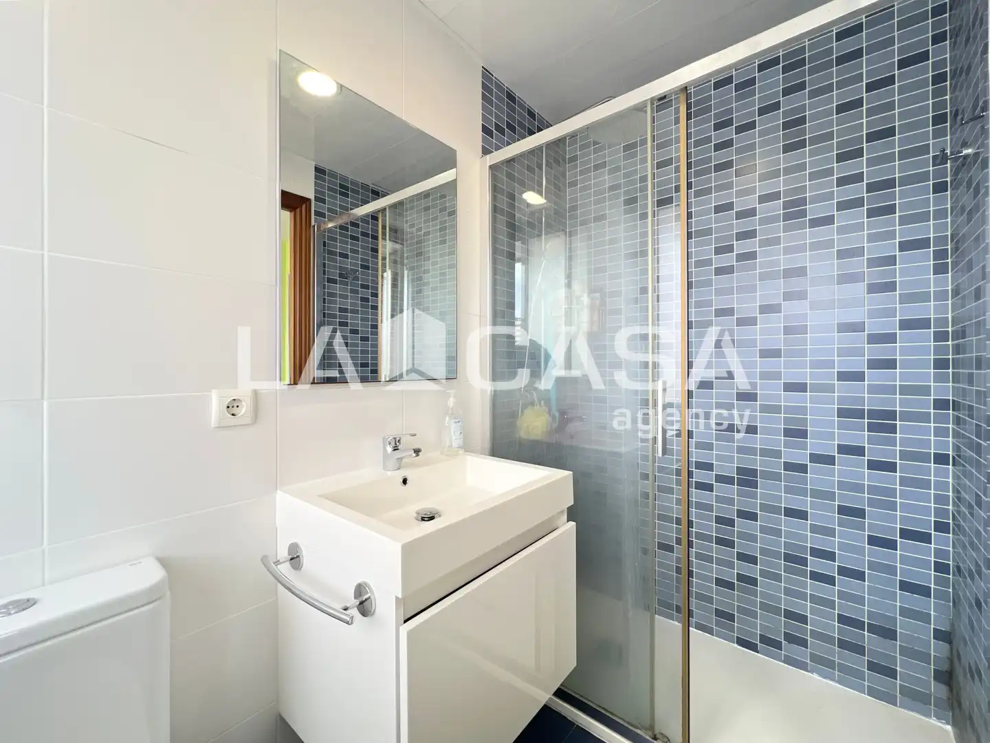 Baño de Casa o chalet en venta en Badalona con Calefacción y Terraza