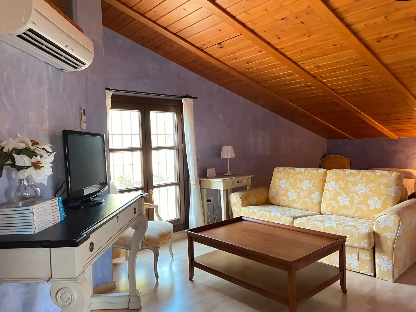 Casa o xalet de lloguer a Calle Yerbabuena, Álora
