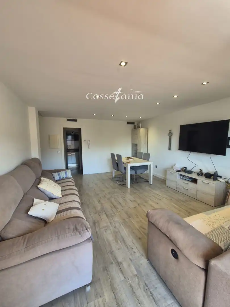 Detached homes for sale in Calafell  with Air Conditioner and Storage room